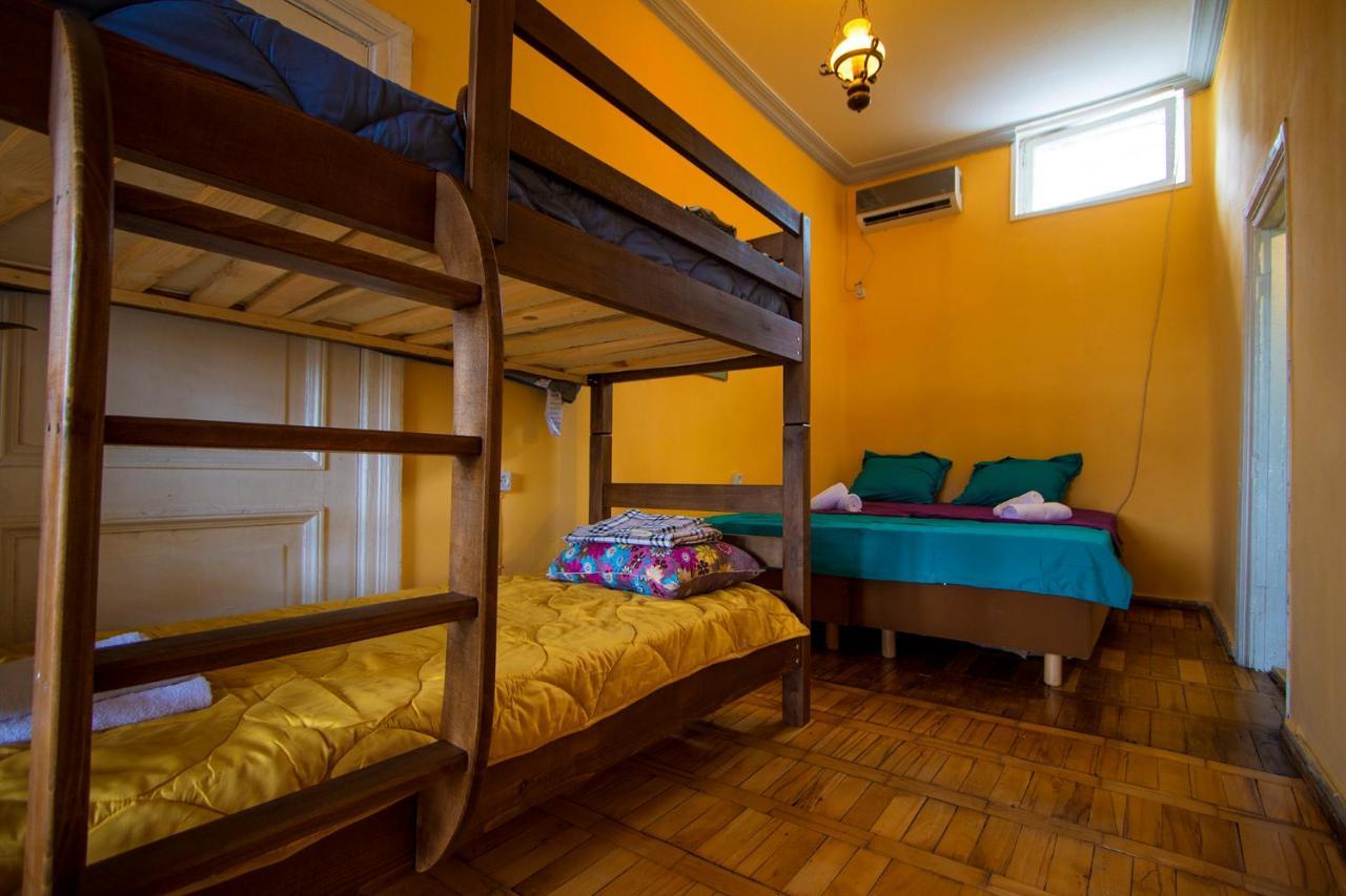 Royz Hostel Tbilisi Exterior photo